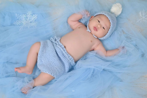 广州借卵试管代怀包男孩宝宝拉肚子发烧